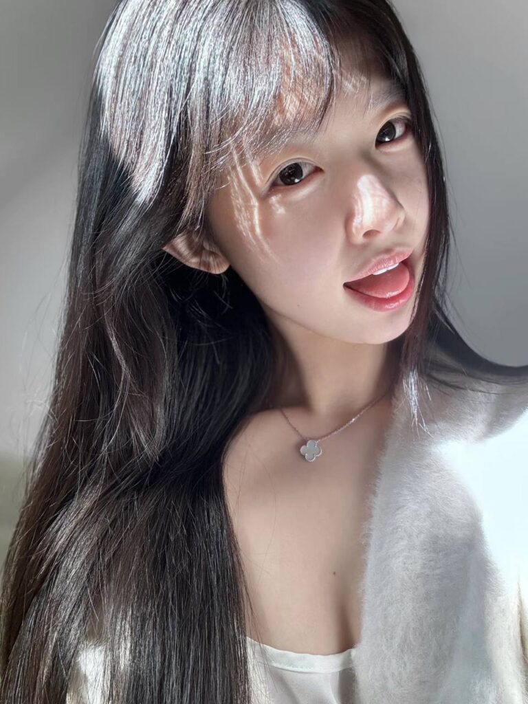 浙江财经大学包养